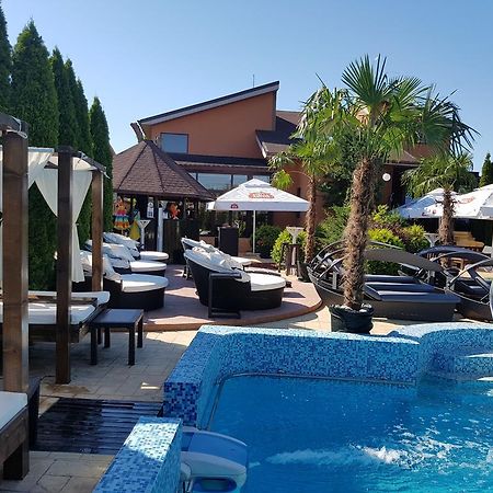 Rixo'S Guesthouse Cîrcea Zewnętrze zdjęcie