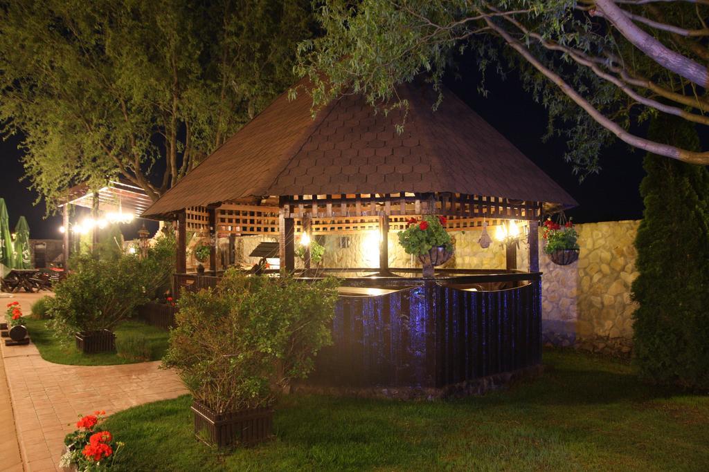 Rixo'S Guesthouse Cîrcea Zewnętrze zdjęcie