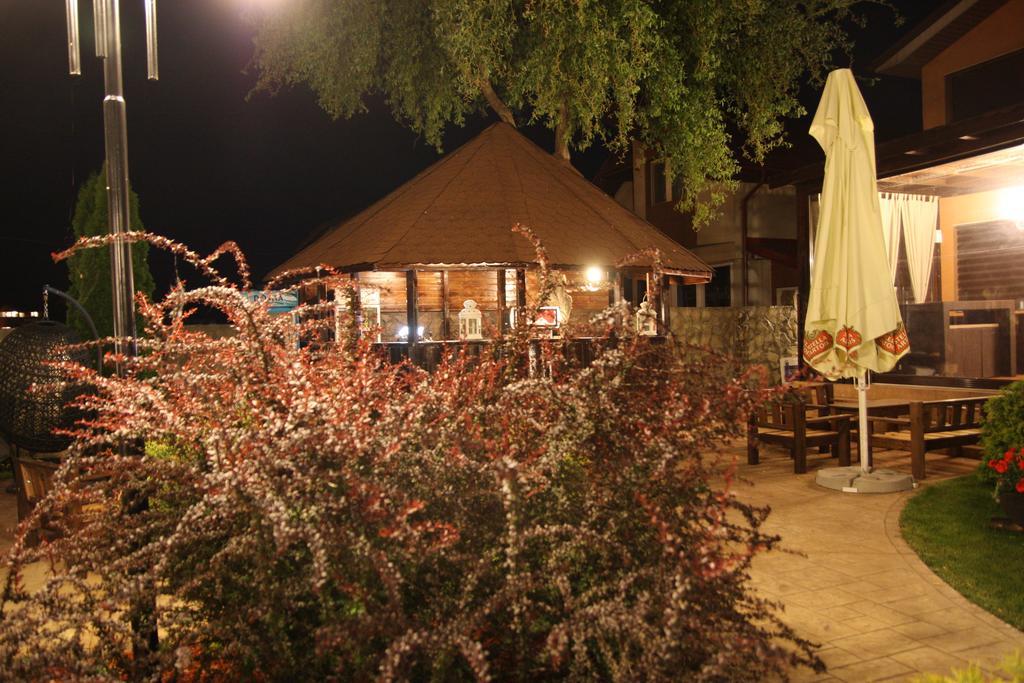 Rixo'S Guesthouse Cîrcea Zewnętrze zdjęcie