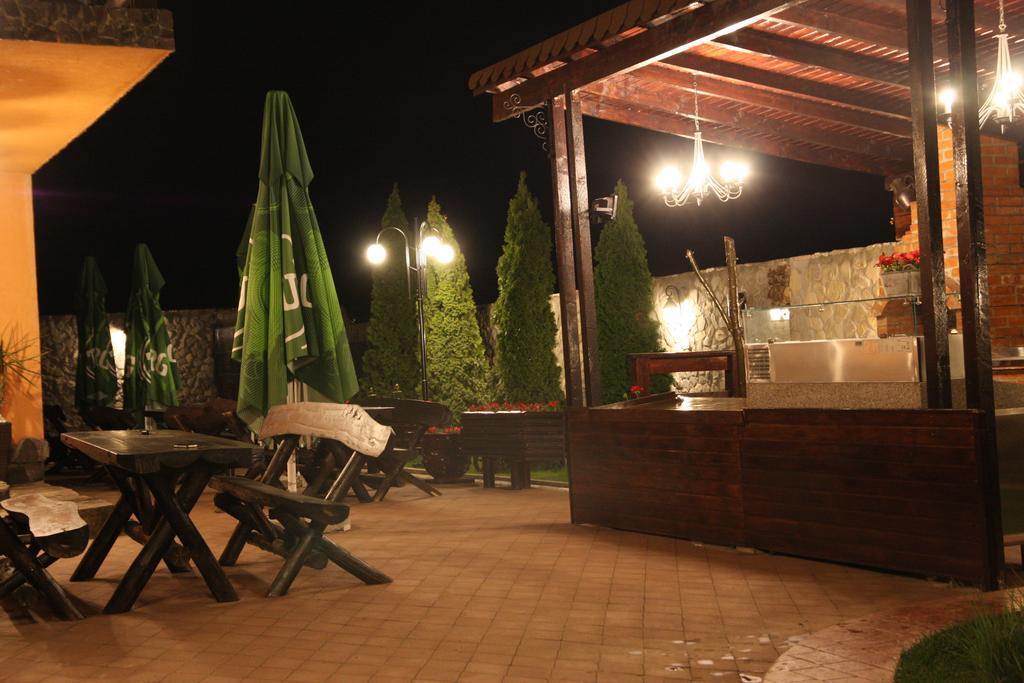 Rixo'S Guesthouse Cîrcea Zewnętrze zdjęcie