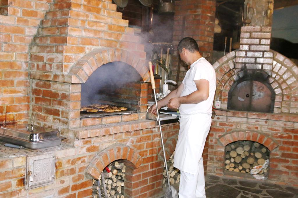 Rixo'S Guesthouse Cîrcea Zewnętrze zdjęcie